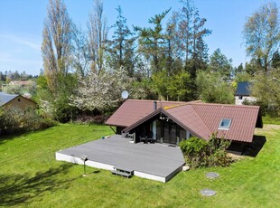 Sommerhus tæt ved stranden