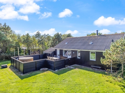 Sommerhus 6 personer Sigfred Jensens Vej Bjerregrd 6960 Hvide Sande