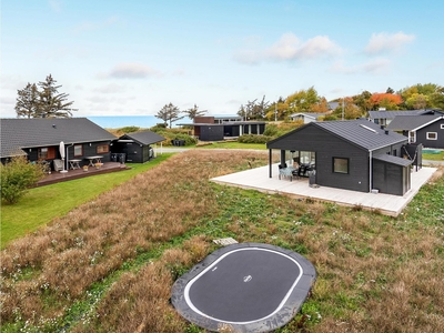 Sommerhus 6 personer Solje Strandvej Svin 4750 Lundby