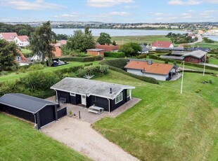 Sommerhus - 4 personer - Æ Skovbryn