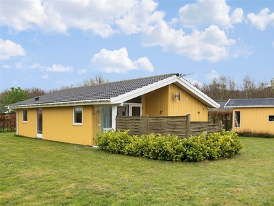 Hyggeligt nyere sommerhus ved Bisserup strand