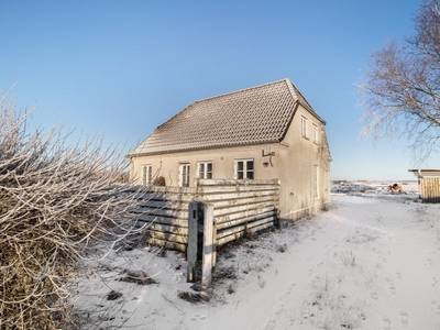 VILLA MED STOR GRUND OG MULIGHED FOR AT SÆTTE EGET PRÆG