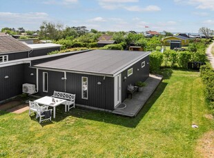 Sommerhus ved Næsby strand nær børnevenlig sandstrand