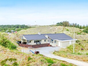 Ugeneret sommerhus med udsigt til Ringkøbing Fjord