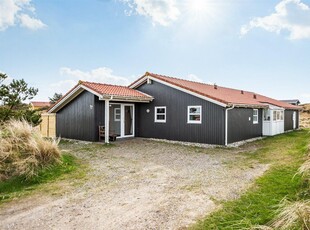 Sommerhus - 10 personer - Tyttebærvej