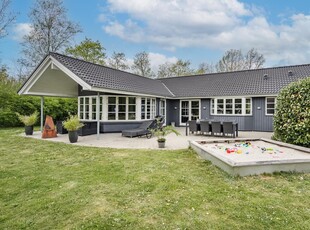 Sommerhus - 10 personer - Møllevangen