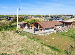 Charmerende sommerhus tæt på Vesterhavet i Bjerregård