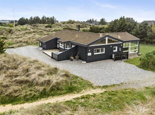 Skønt og familievenligt sommerhus tæt på Vesterhavet