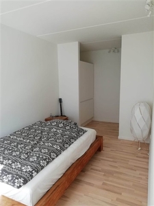 Room with walk-in closet, in shared apartment