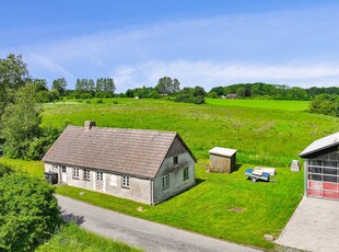 MULIGHEDSRIG EJENDOM I FREDELIGE OMGIVELSER