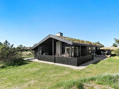 Skønt sommerhus i gåafstand til Vesterhavet og Rødhus Strand