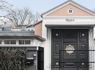 Unikt byhus med have