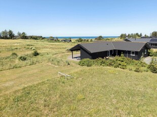 Lækkert sommerhus på naturskøn beliggenhed