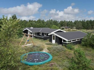 Sommerhus med spa og sauna.