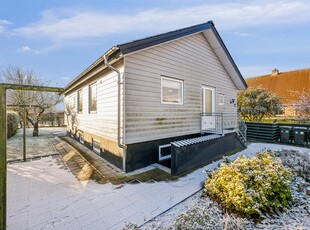 466001792 Skovbakkealle 12 - Velholdt villa med attraktiv beliggenhed i Farsø