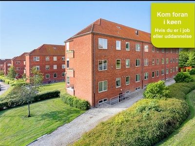 Stadfeldtsvej, 60 m2, 2 værelser, 3.809 kr.