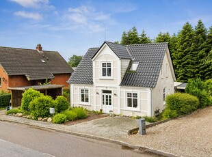 436-6235 Mjangvej 9, Kirke Hørup - Charmerende villa tæt på skole og indkøbsmuligheder