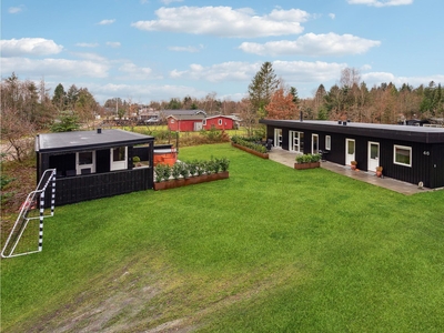 Sommerhus - 10 personer - Sandkrogen