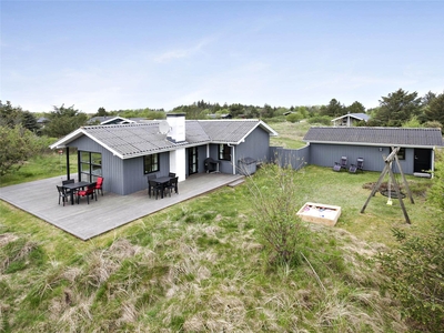 Skønt sommerhus med gåafstand til Vesterhavet og Tversted by