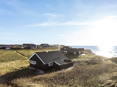 Charmerende spahus med havudsigt og spektakulær adresse