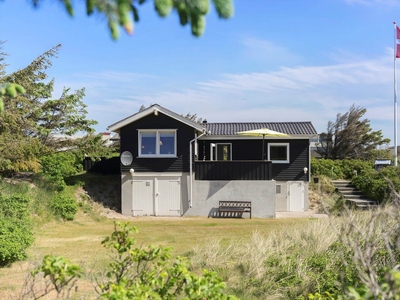 Hyggeligt sommerhus i Blokhus 150 meter fra stranden