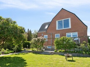 Akacievej 1A, 8930 Randers NØ