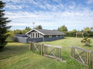 Hyggeligt sommerhus tæt på fantastisk natur og indkøbsmuligheder