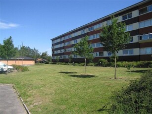 Ved Byskellet, 82 m2, 2 værelser, 5.216 kr.