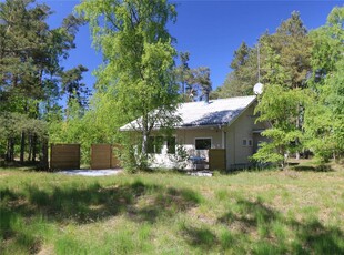 Enkelt hus i Boderne