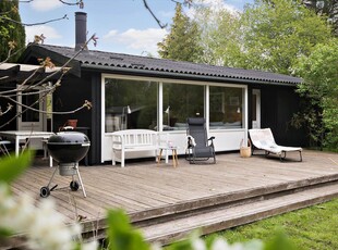 Ægte sommerhus-hygge med god beliggenhed.