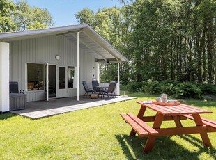 Lyst og hyggeligt hus i Maegårdsskoven