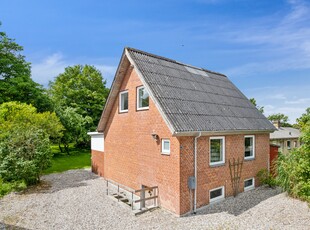 KLASSISK MURERMESTERVILLA VED LIMFJORDEN