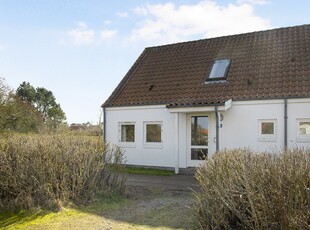 LYS FERIELEJLIGHED I FERIESKØNNE SKAGEN - UDEN UDLEJNINGSPLIGT