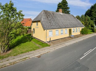 MULIGHEDSRIG EJENDOM I ROLIGE OMGIVELSER I NÆRHEDEN AF SVENDBORG