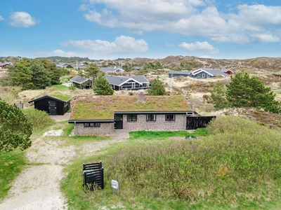 Særligt charmerende sommerhus til 6 personer i Henne Strand