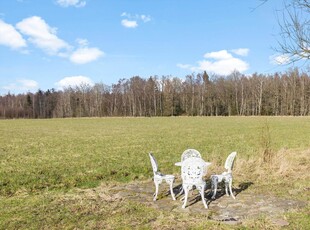 Hyggelig ferielejlighed på nedlagt bondegård, tæt på Ølene fugle- og naturreservat