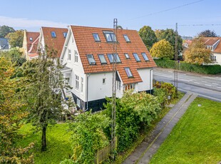 75005658 Langelandsgade 132 - Villa i Øgadekvarteret med 345 etagemeter og udviklingsmuligheder